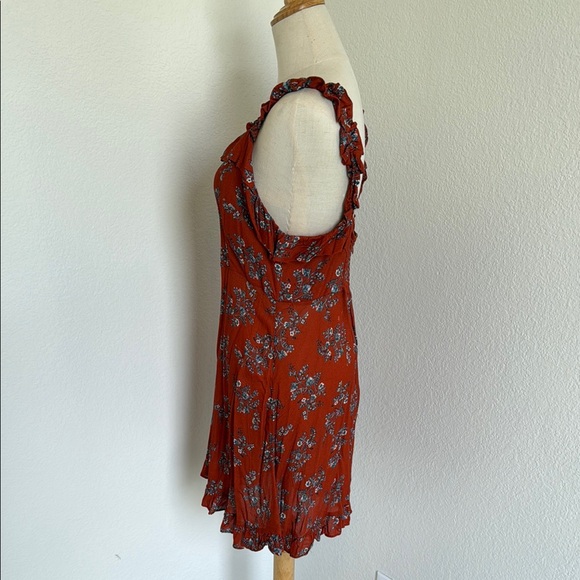 Floral Ruffle Dress in Rust Red - Picture 2 of 4